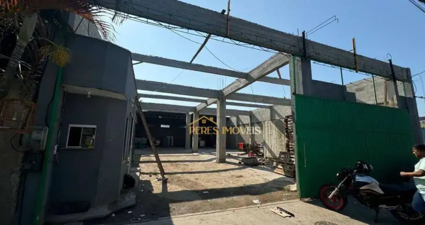 Galpão com 421,60m2 estrada velha, cidade praiana/ rio das ostras