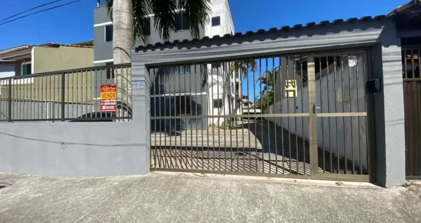 OPORTUNIDADE de Cobertura com 3 dormitórios à venda, 110 m² por R$ 290.000 - Atlântica - Rio das Ostras/RJ