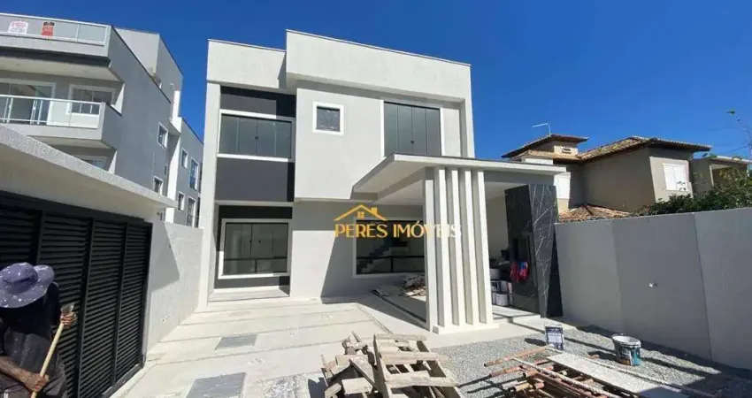 Lançamento de casa de alto padrão com 3 suítes à venda por r$ 810.000 - costa azul - rio das ostras/rj
