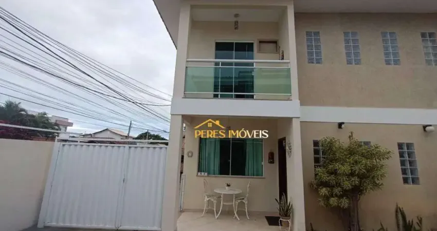 Casa com 2 dormitórios à venda, 90 m² por r$ 425.000,00 - costa azul - rio das ostras/rj