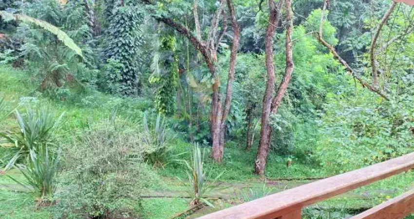 Casa em Terreno 6.500m2 | para Morar ou Investir
