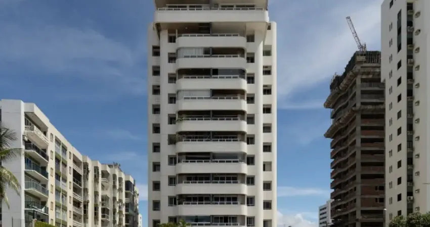 Apartamento Vista pro Mar, 360m², 3 Qtos, 3Sts!