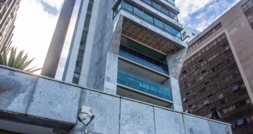 Apartamento alto padrão, Avenida Boa Viagem, 3 Quartos sendo 2 Suítes!
