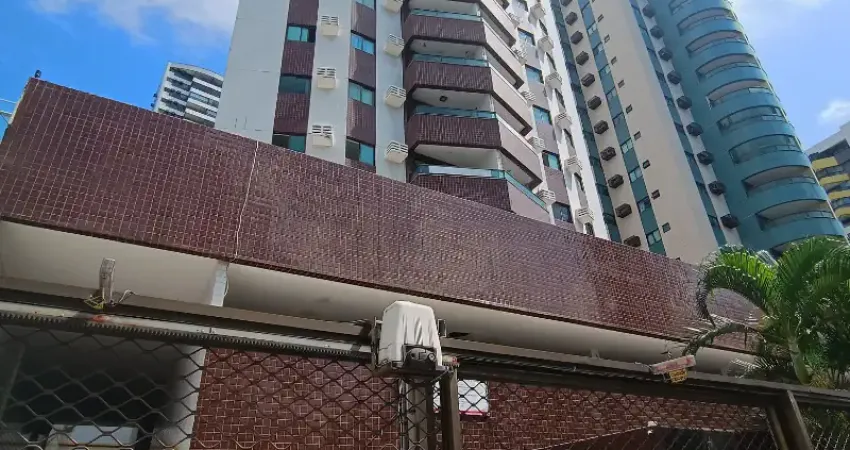 Apartamento com aproximadamente 100m2, 3 quartos sendo 1 suíte!