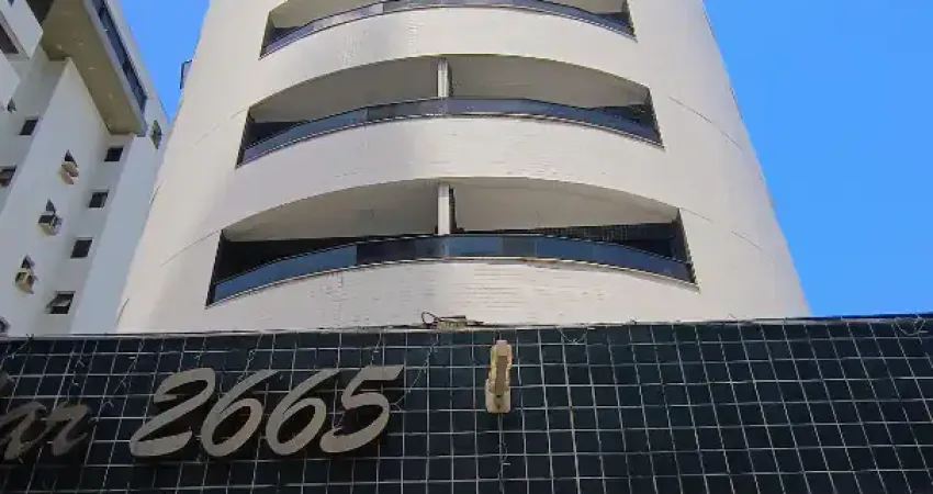 Apartamento com aproximadamente 90m2, 3 quartos sendo 2 suítes, 2 vagas!