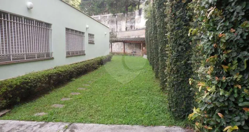 Casa térrea com 4 quartos à venda em Jardim Franca - SP