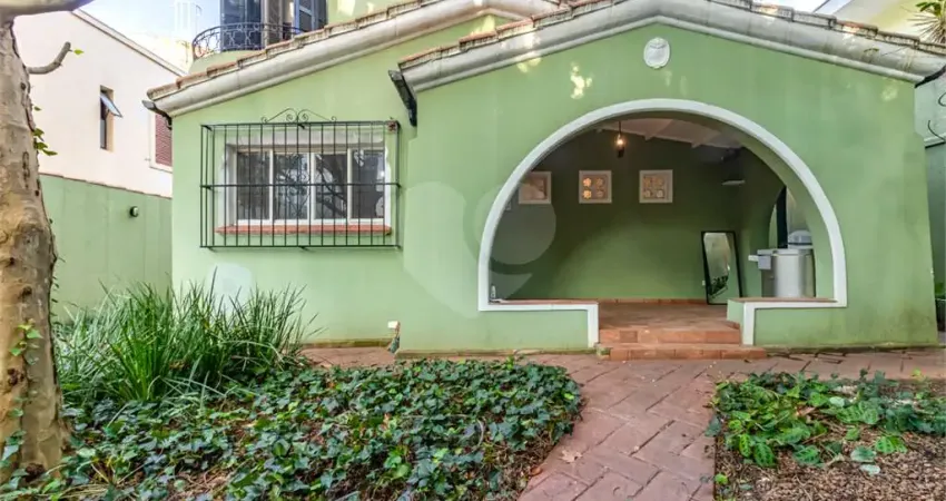 Casa com 3 quartos à venda no Pacaembu, São Paulo