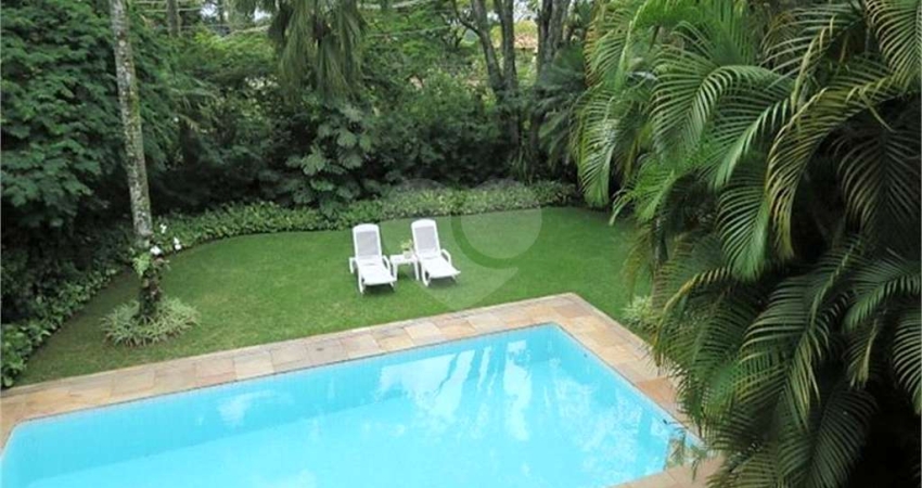 Casa com 4 quartos à venda em Morumbi - SP