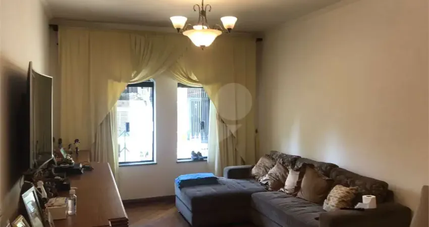 Casa com 3 quartos à venda na Rua Evangelina, Vila Carrão, São Paulo