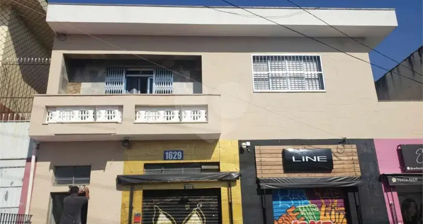 Prédio inteiro à venda ou para locação em Imirim - SP