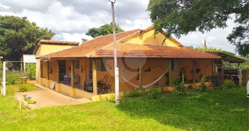 Chácara / sítio com 2 quartos à venda no Jardim São Roque, Avaré 