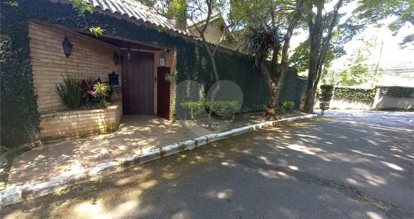 Sobrado com 4 quartos à venda em Vila Albertina - SP
