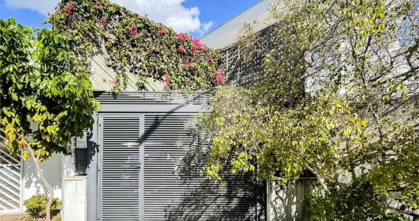 Casa com 3 quartos à venda na Vila Madalena, São Paulo