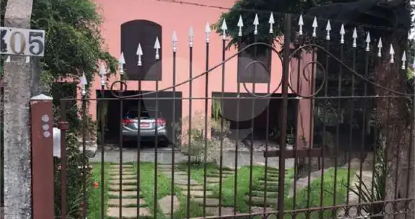 Chácara / sítio com 4 quartos à venda na Rua Nair Januário Varejão, 405, Morro Grande, Caieiras