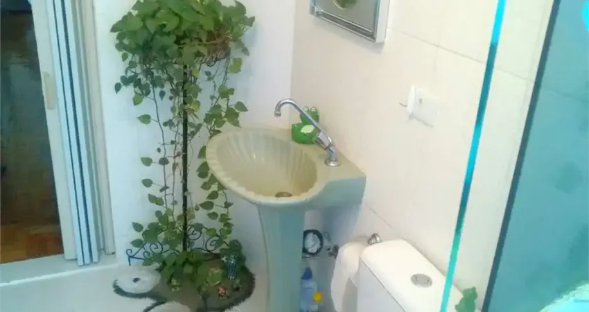 Apartamento com 2 quartos à venda na Rua Martinho Prado, Bela Vista, São Paulo