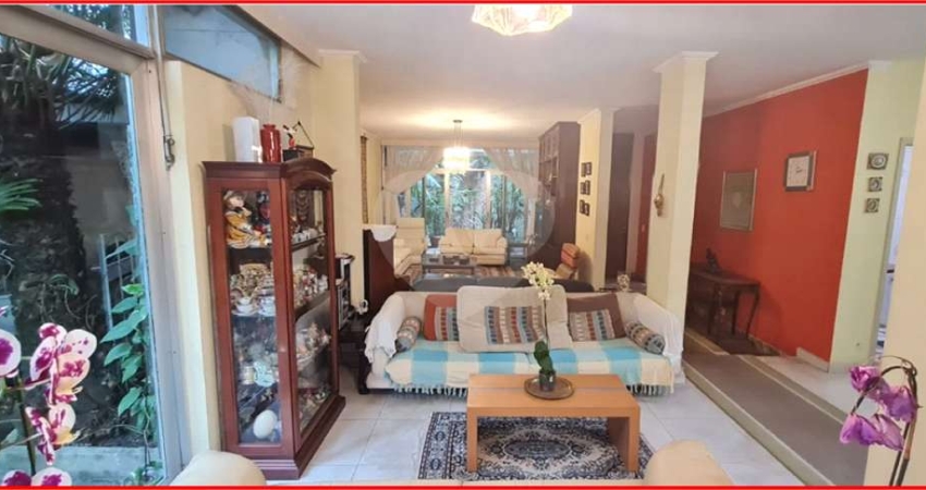 Casa com 4 quartos à venda na Avenida Indianópolis, Moema, São Paulo