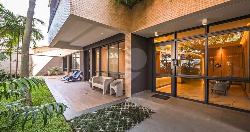 Apartamento com 3 quartos à venda em Alto Da Lapa - SP