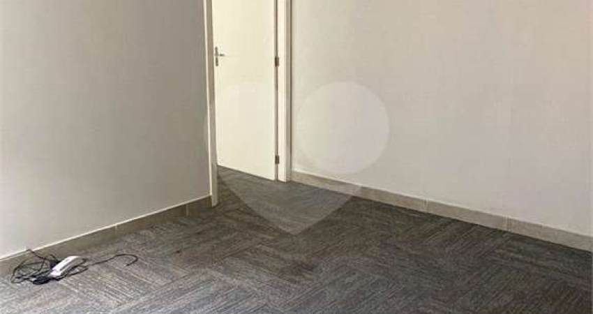 Sala comercial à venda na Rua Professor Artur Ramos, Jardim Europa, São Paulo