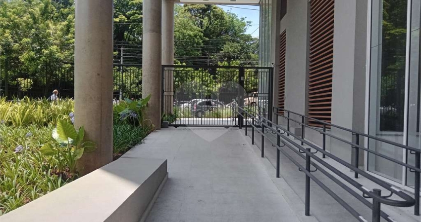 Apartamento com 1 quartos à venda ou para locação em Butantã - SP
