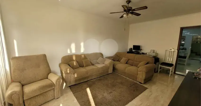 Casa com 2 quartos à venda em Vila Boaçava - SP