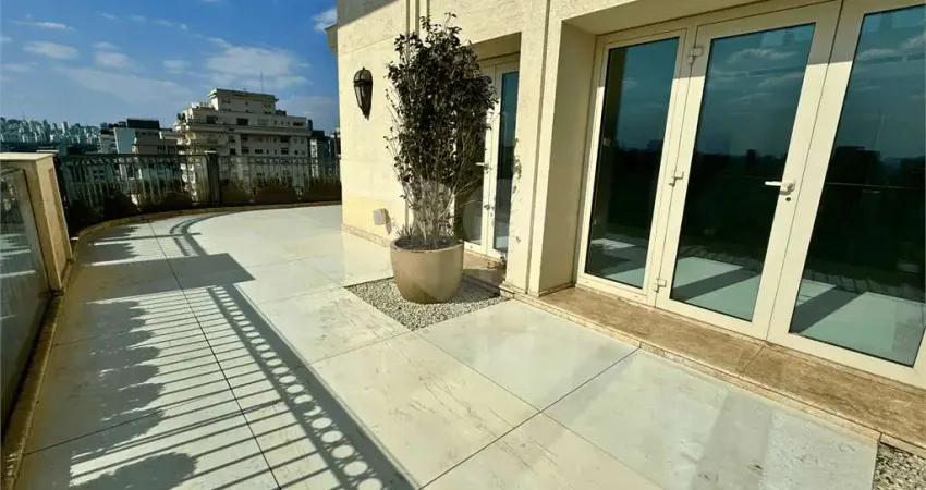Apartamento com 5 quartos à venda em Jardim Europa - SP