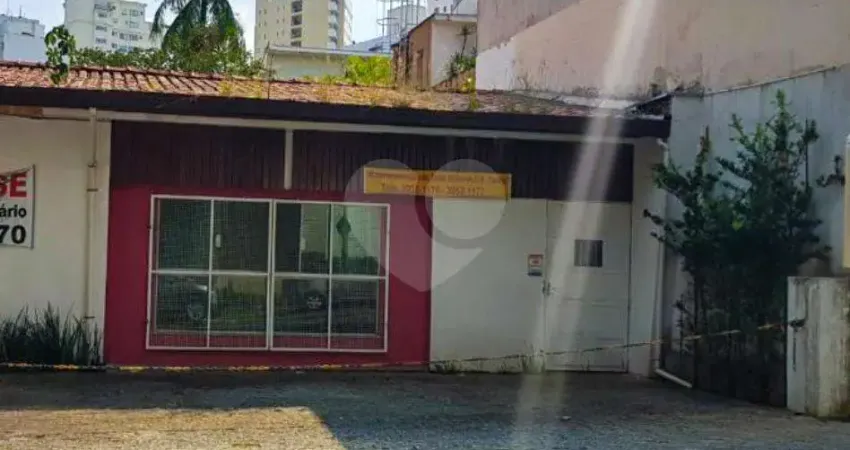 Casa para alugar na Rua Carlos Steinen, Paraíso, São Paulo