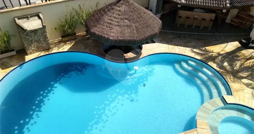 Sobrado com 4 quartos à venda em Vila Pedra Branca - SP