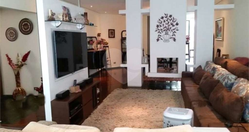 Sobrado com 7 quartos à venda em Jardim Paraíso - SP