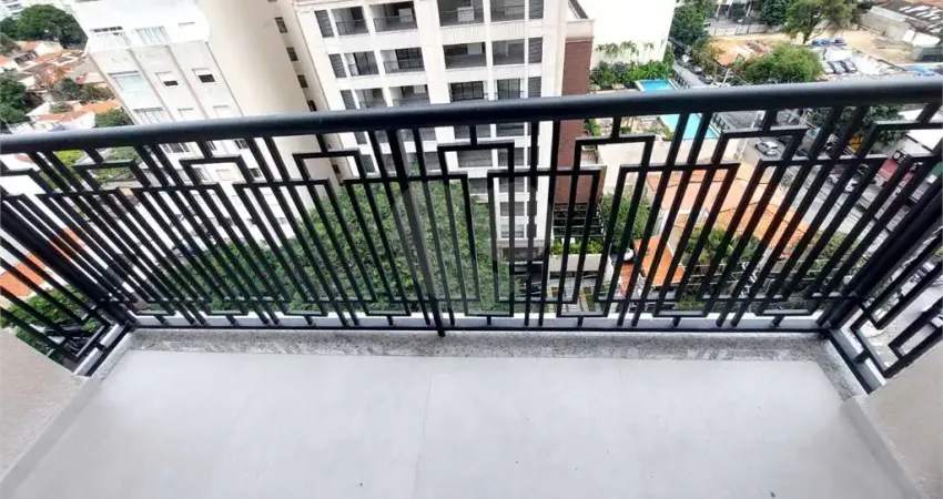 Apartamento com 3 quartos à venda ou para locação em Cerqueira César - SP