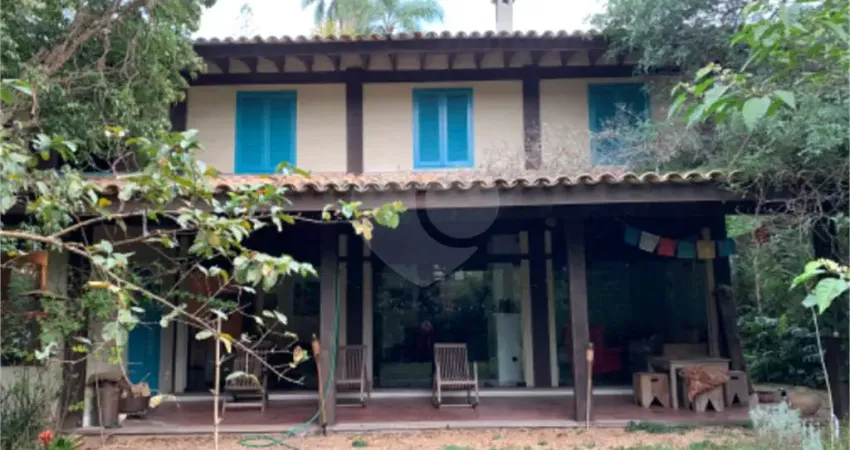 Condomínio com 5 quartos à venda ou para locação em Granja Viana - SP