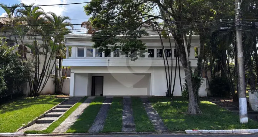 Casa com 5 quartos à venda em Alphaville Residencial Dois - SP