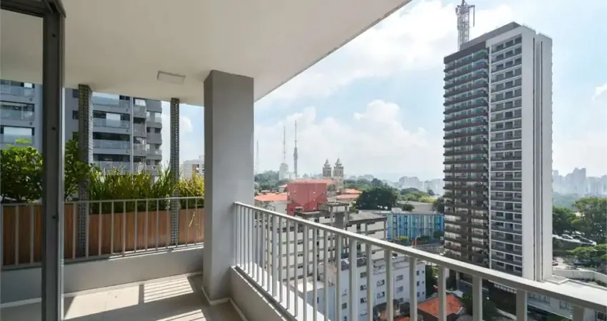 Apartamento com 3 quartos à venda na Rua Alves Guimarães, Vila Madalena, São Paulo