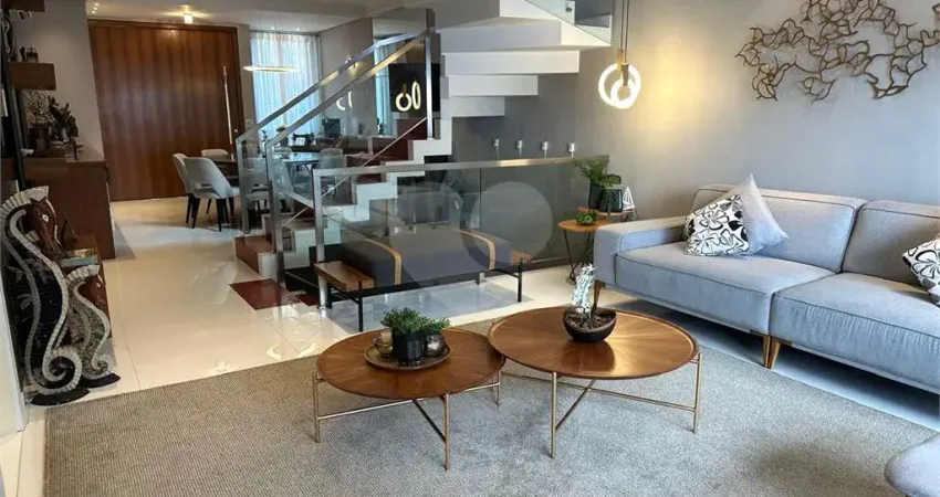 Casa em condomínio fechado com 4 quartos à venda na Avenida Nova Cantareira, Tremembé, São Paulo