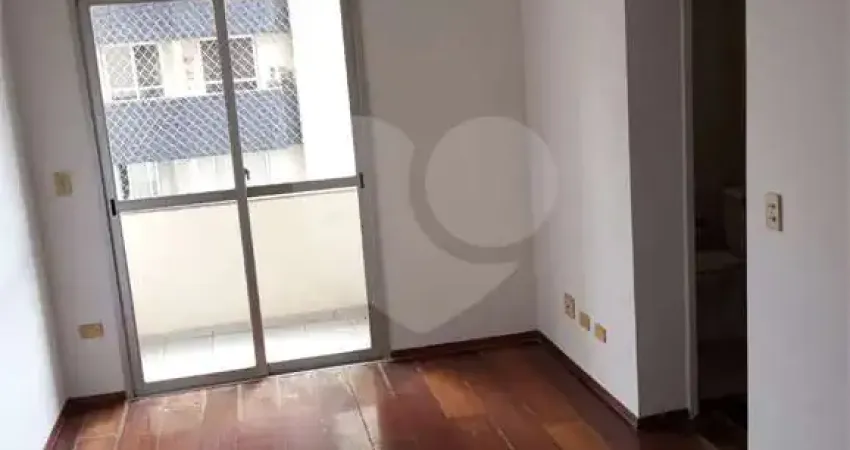 Apartamento com 3 quartos à venda em Vila Gumercindo - SP