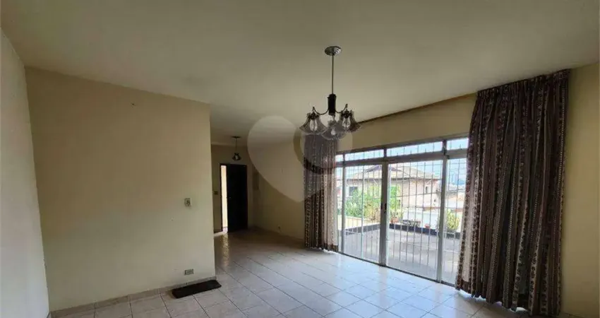 Casa com 3 quartos à venda na Rua Fernando Caldas, Butantã, São Paulo