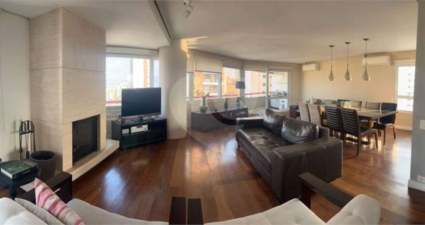 Apartamento com 4 quartos à venda ou para locação em Vila Andrade - SP