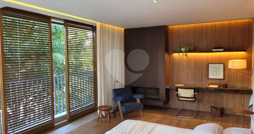 Apartamento com 4 quartos à venda em Vila Madalena - SP