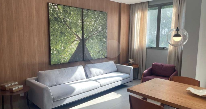 Apartamento com 2 quartos à venda em Santo Amaro - SP