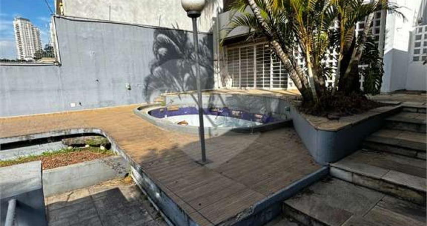 Casa com 4 quartos à venda ou para locação em Vila Andrade - SP