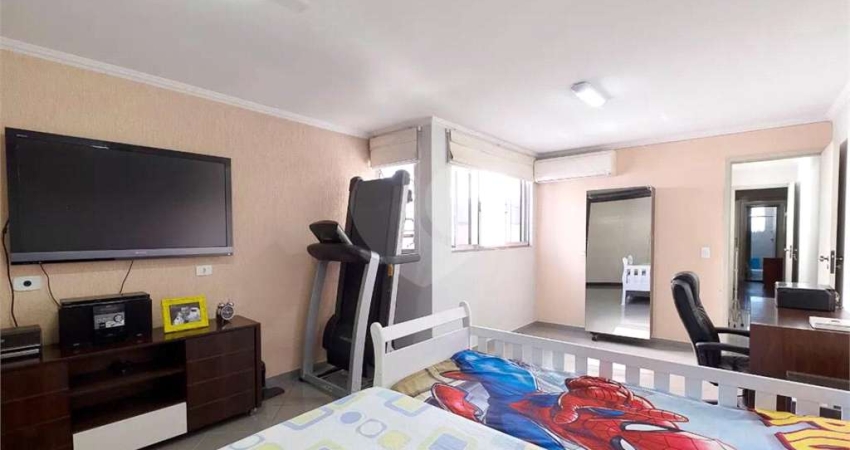 Sobrado com 4 quartos à venda ou para locação em Vila Pompéia - SP