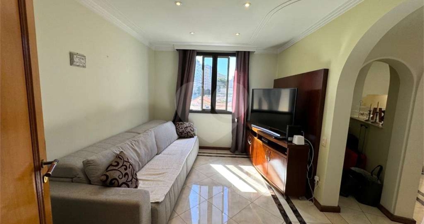 Apartamento com 3 quartos à venda na Rua Monte Serrat, Tatuapé, São Paulo