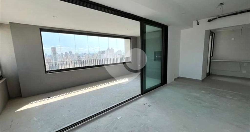 Apartamento com 3 quartos à venda ou para locação em Pinheiros - SP