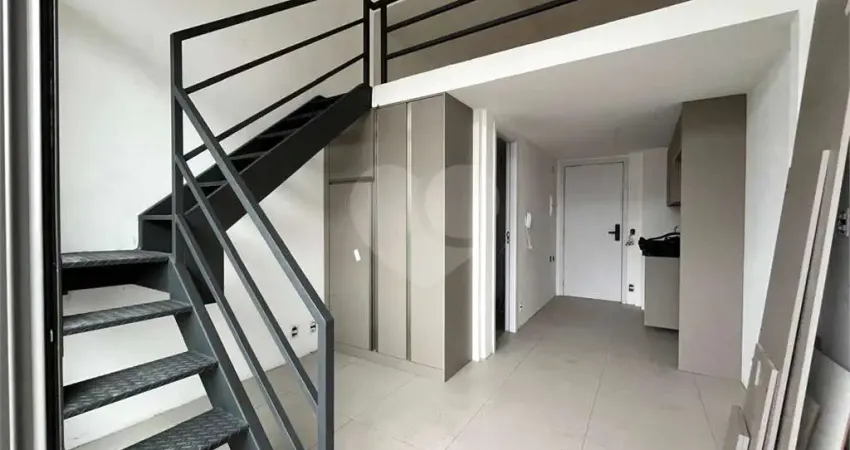 Apartamento com 1 quartos à venda ou para locação em Moema - SP