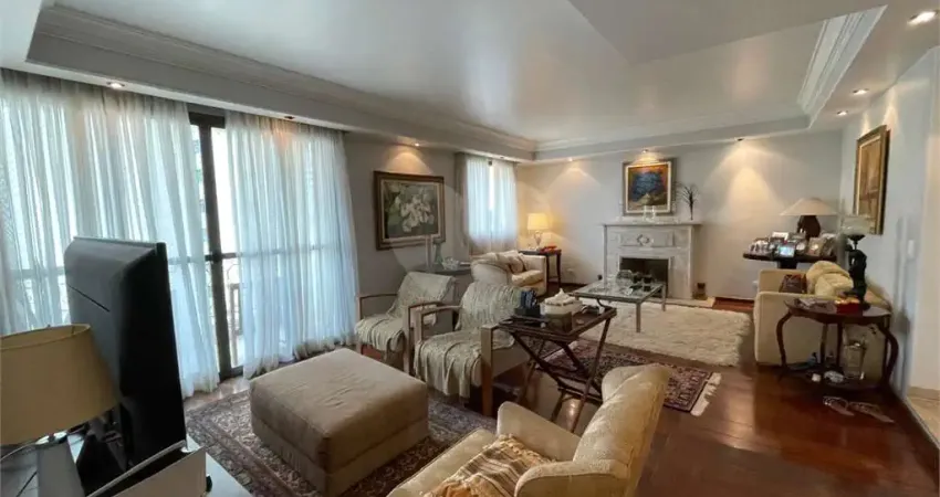 Apartamento com 4 quartos à venda na Rua Pascal, Campo Belo, São Paulo