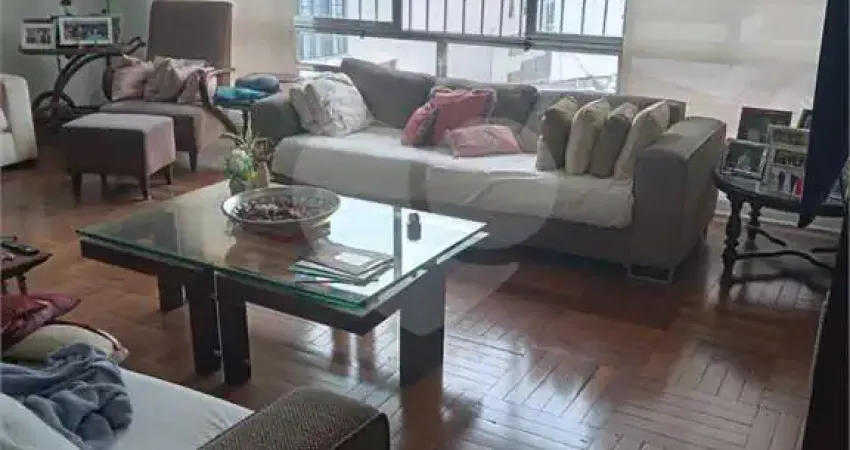 Apartamento com 3 quartos à venda na Alameda Franca, Jardim Paulista, São Paulo