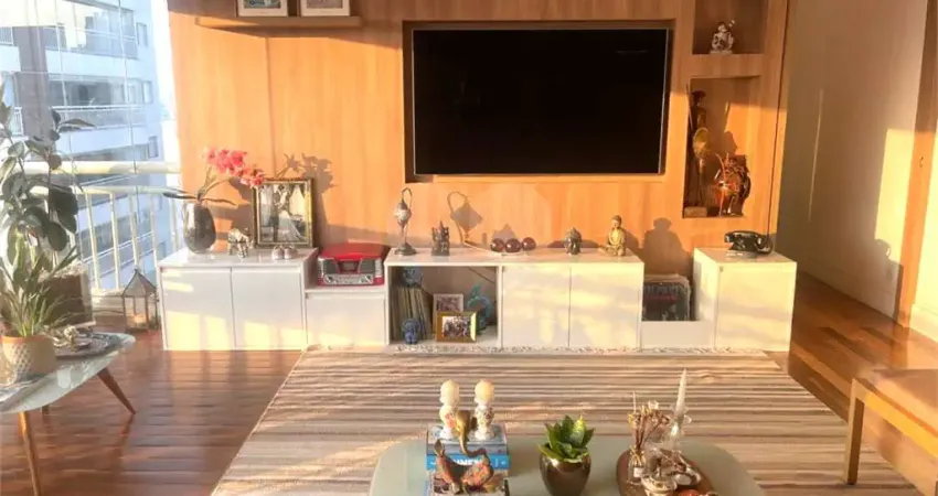 Apartamento com 4 quartos à venda na Rua Frei Caneca, Bela Vista, São Paulo