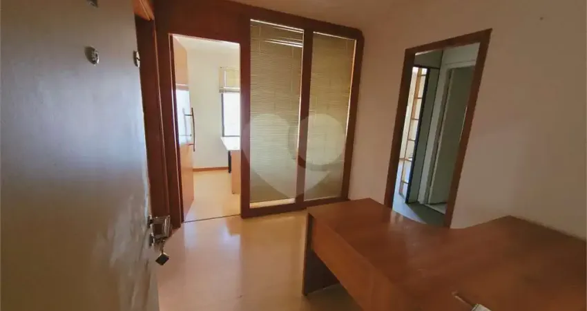 Sala comercial para alugar na Largo Padre Péricles, Barra Funda, São Paulo