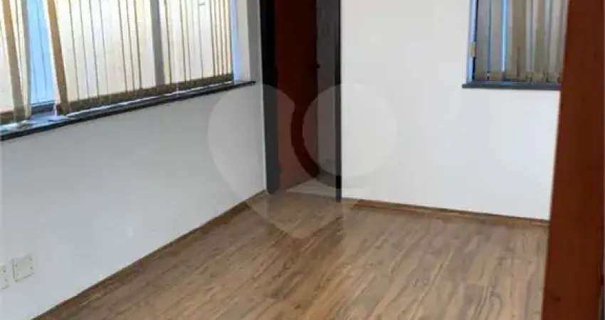Sala comercial para alugar na Rua Carmo do Rio Verde, 241, Chácara Santo Antônio, São Paulo