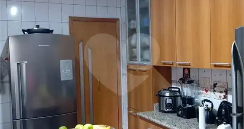 Casa com 5 quartos à venda na Damasqueiro, Jardim Aricanduva, São Paulo