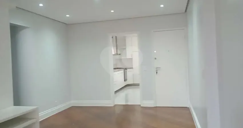 Apartamento com 3 quartos para alugar na Avenida Miruna, Moema, São Paulo